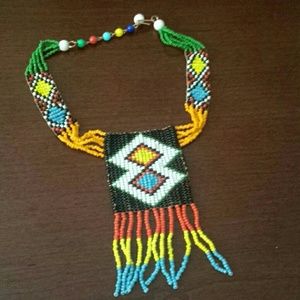 Fashion beaded necklace